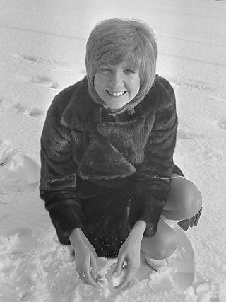 Cilla Black Height