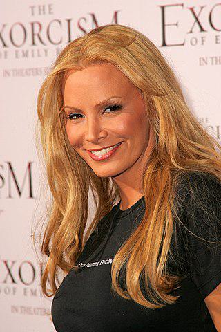 Cindy Margolis Height