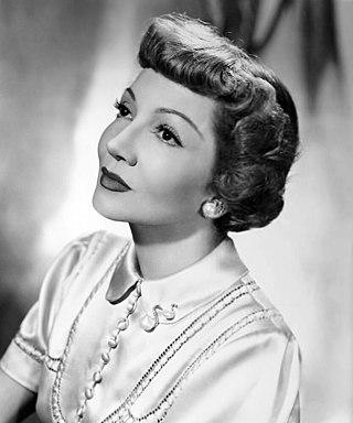 Claudette Colbert Height