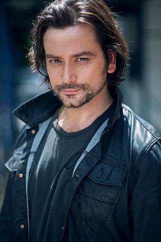 Constantine Maroulis Height