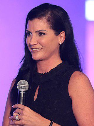 Dana Loesch Height