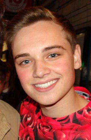 Dean Charles Chapman Height