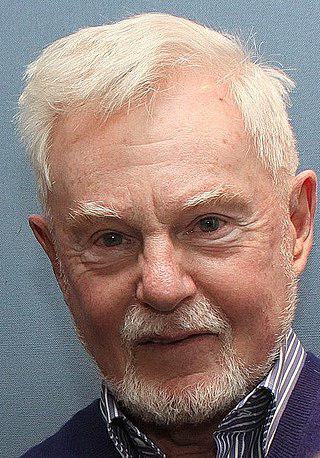 Derek Jacobi Height