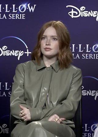 Ellie Bamber Height