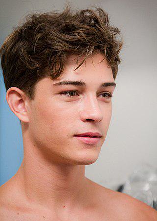 Francisco Lachowski Height