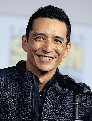 Gabriel Luna Height