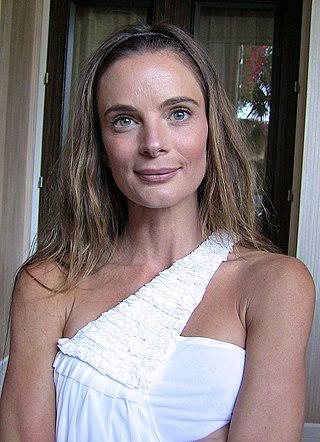 Gabrielle Anwar Height