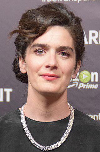 Gaby Hoffmann Height