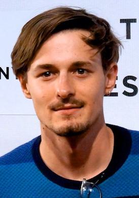 Giles Matthey Height