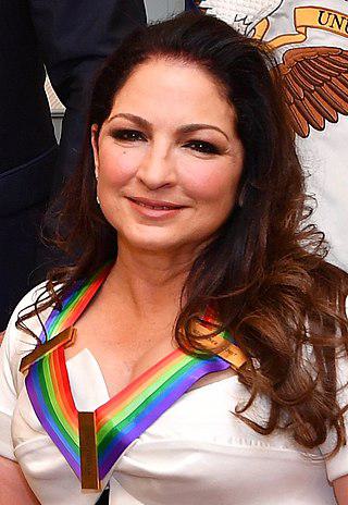 Gloria Estefan Height