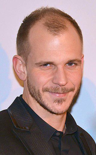 Gustaf Skarsgard Height