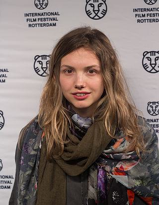 Hannah Murray Height