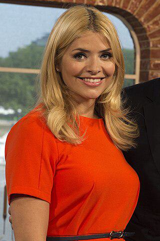 Holly Willoughby Height