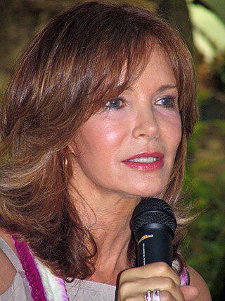 Jaclyn Smith Height