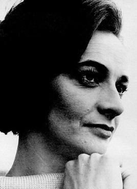 Jacqueline Hill Height