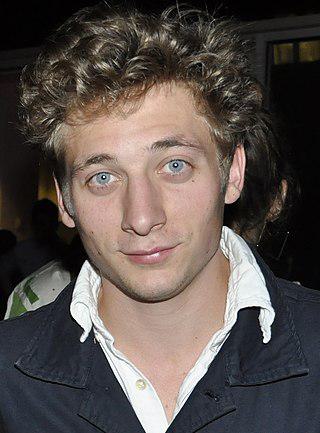 Jeremy Allen White Height