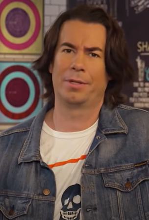 Jerry Trainor Height