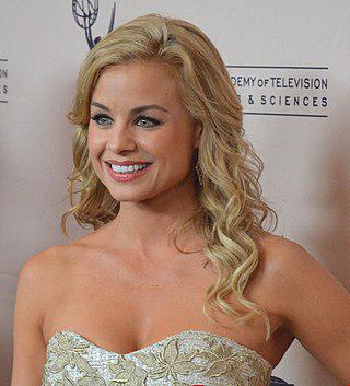 Jessica Collins Height