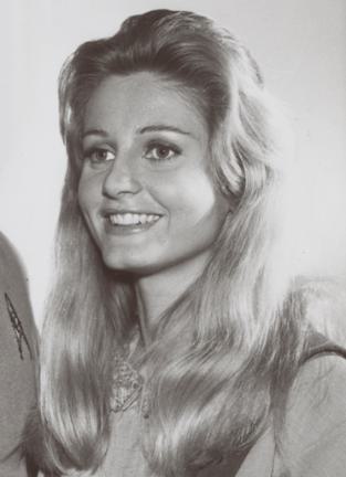 Jill Ireland Height