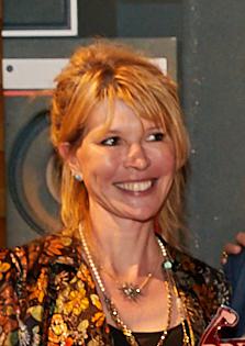 Julia Davis Height