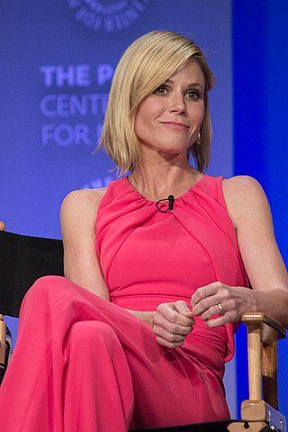 Julie Bowen Height