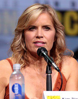 Kim Dickens Height