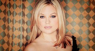 Kirsten Storms Height