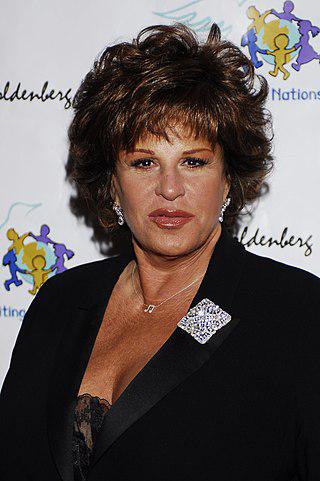 Lainie Kazan Height