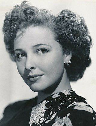 Laraine Day Height