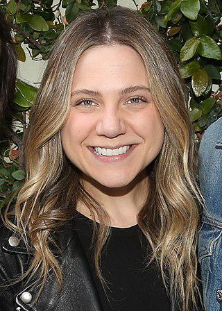 Lauren Collins Height