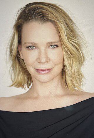 Laurie Holden Height