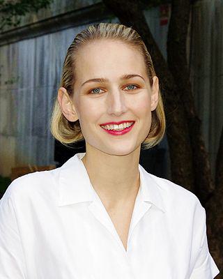 LeeLee Sobieski Height