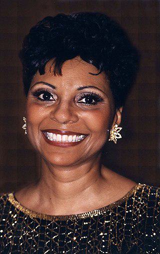 Leslie Uggams Height