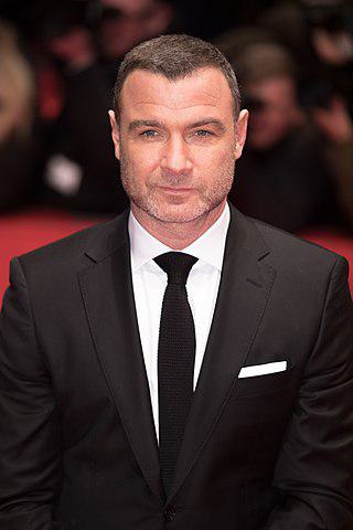 Liev Schreiber Height