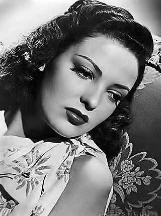 Linda Darnell Height