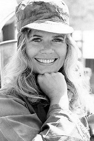 Loretta Swit Height