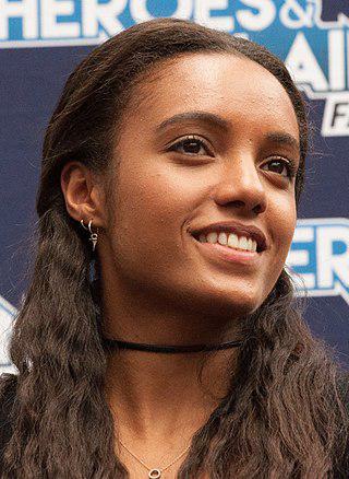 Maisie Richardson Sellers Height