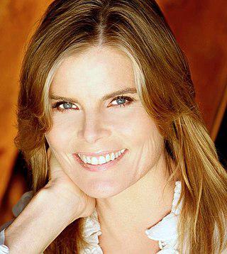 Mariel Hemingway Height