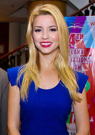 Masiela Lusha Height