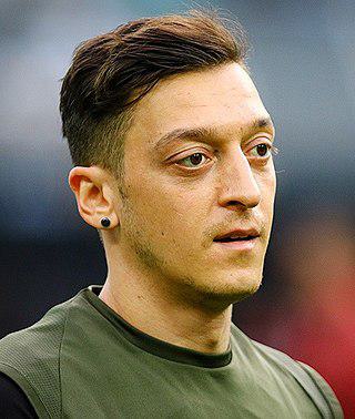 Mesut Ozil Height