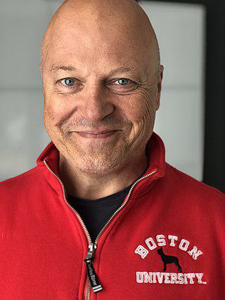 Michael Chiklis Height