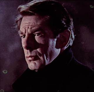 Michael Gough Height