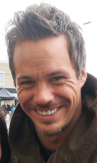 Michael Raymond-James Height