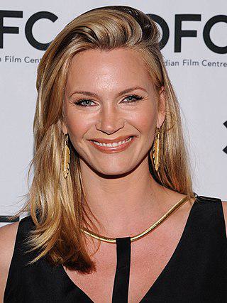 Natasha Henstridge Height