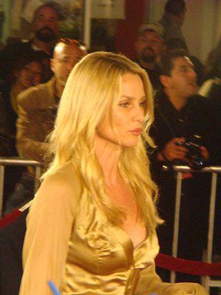 Nicolette Sheridan Height