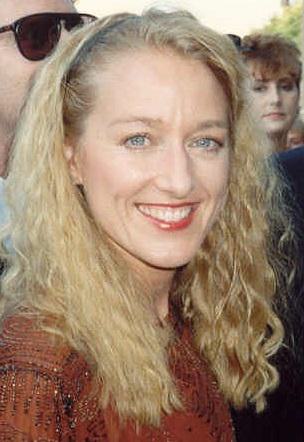 Patricia Wettig Height