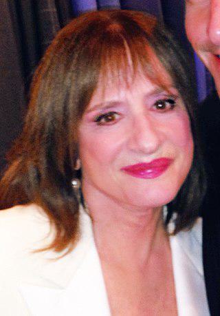 Patti LuPone Height