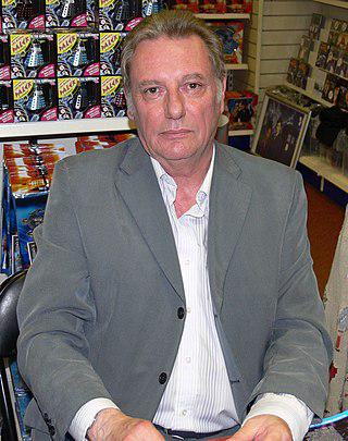 Paul Darrow Height