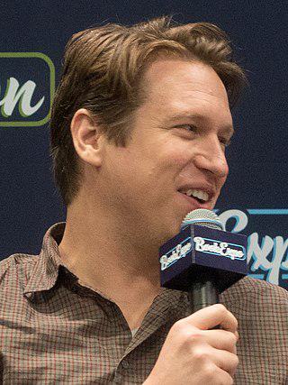 Pete Holmes Height