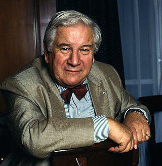 Peter Ustinov Height